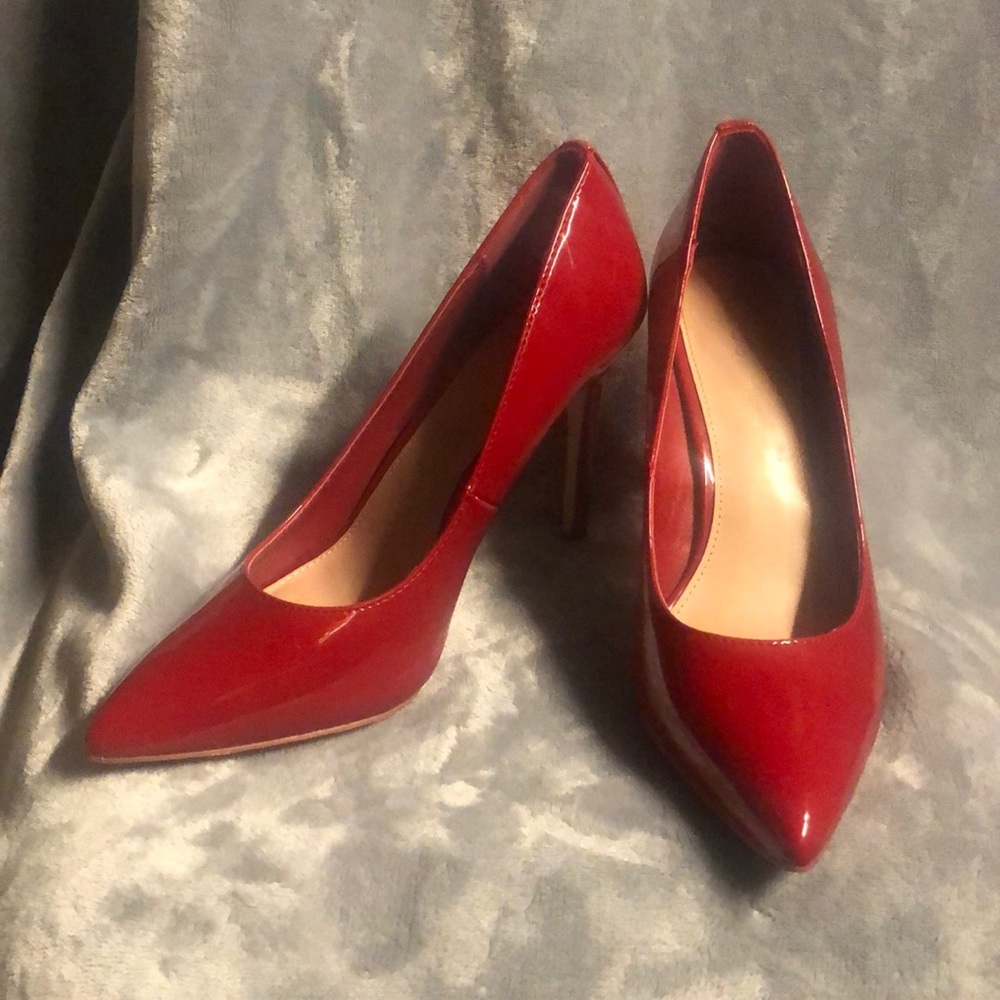 BCBG Red Paten Pumps 👠👠